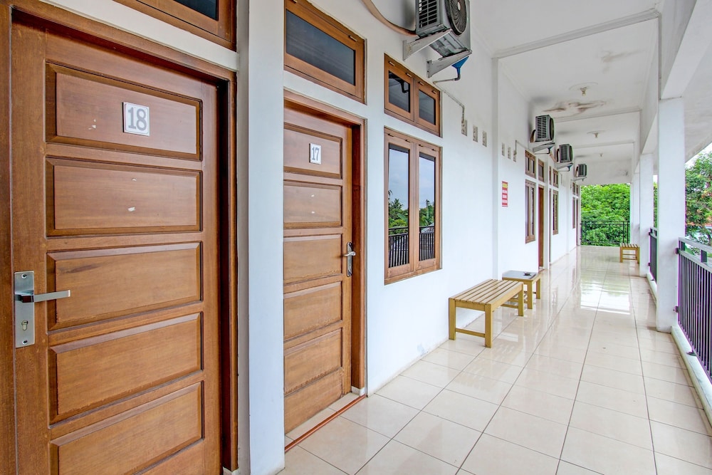 Super OYO 91748 Wisma Pkpri Purworejo 13/48