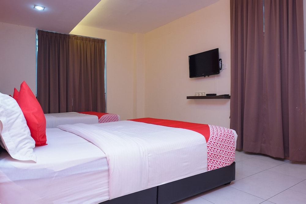 Oyo 89777 Urbanstay Kuantan 23/39