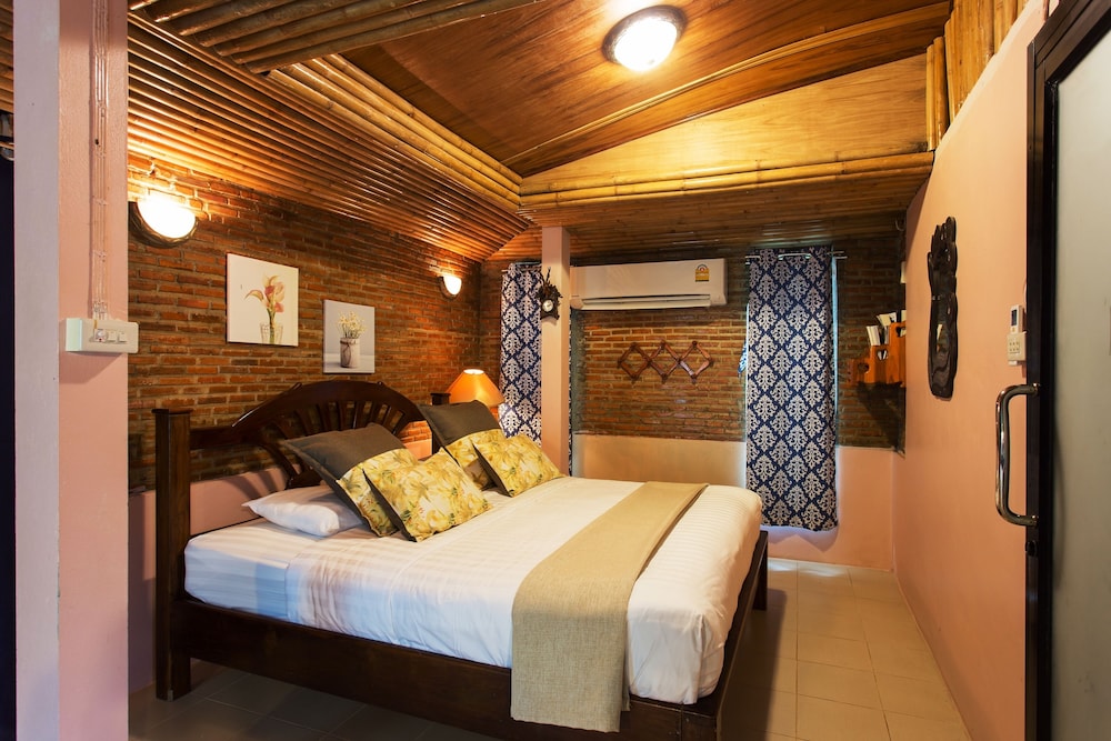 Kaengkrachan Boathouse Paradise Resort 21/78