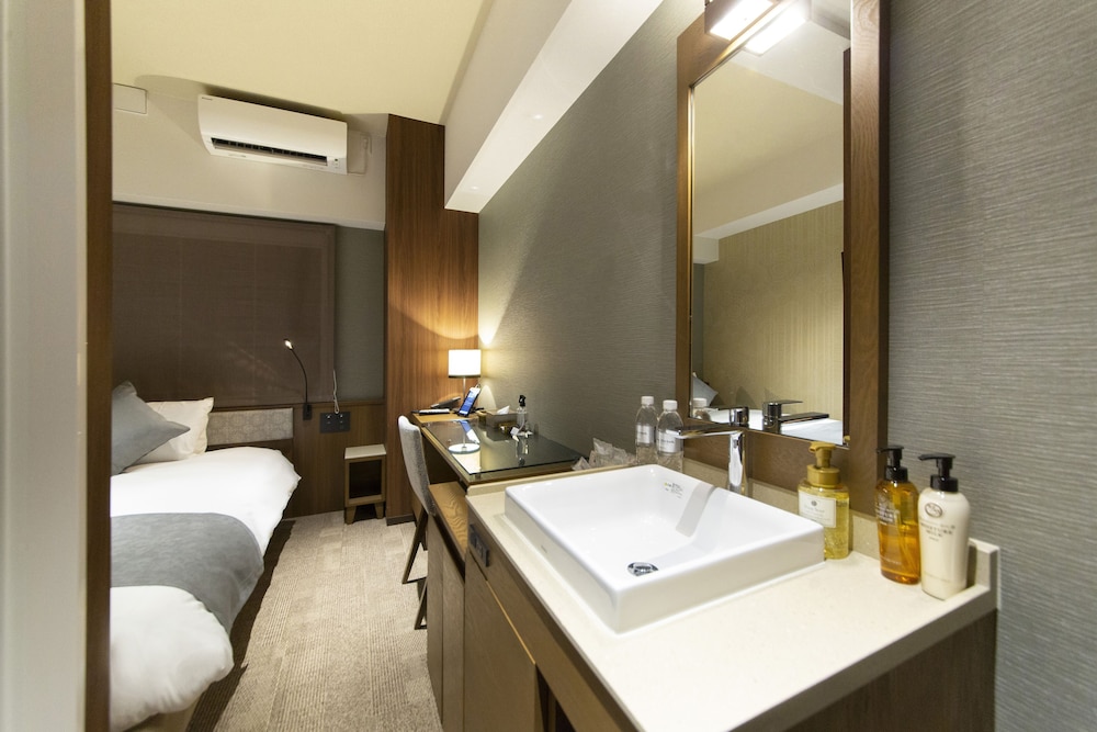 Hotel Hillarys Shinsaibashi 30/66