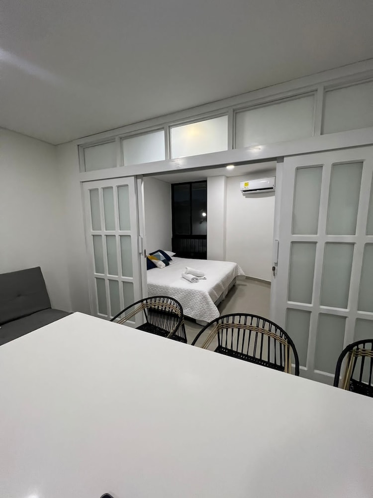 Hotel Cabanas Villa Roca, Rodadero 31/57