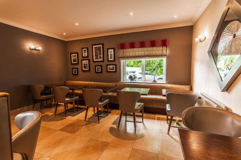 Wilton Hotel Bray 47/69