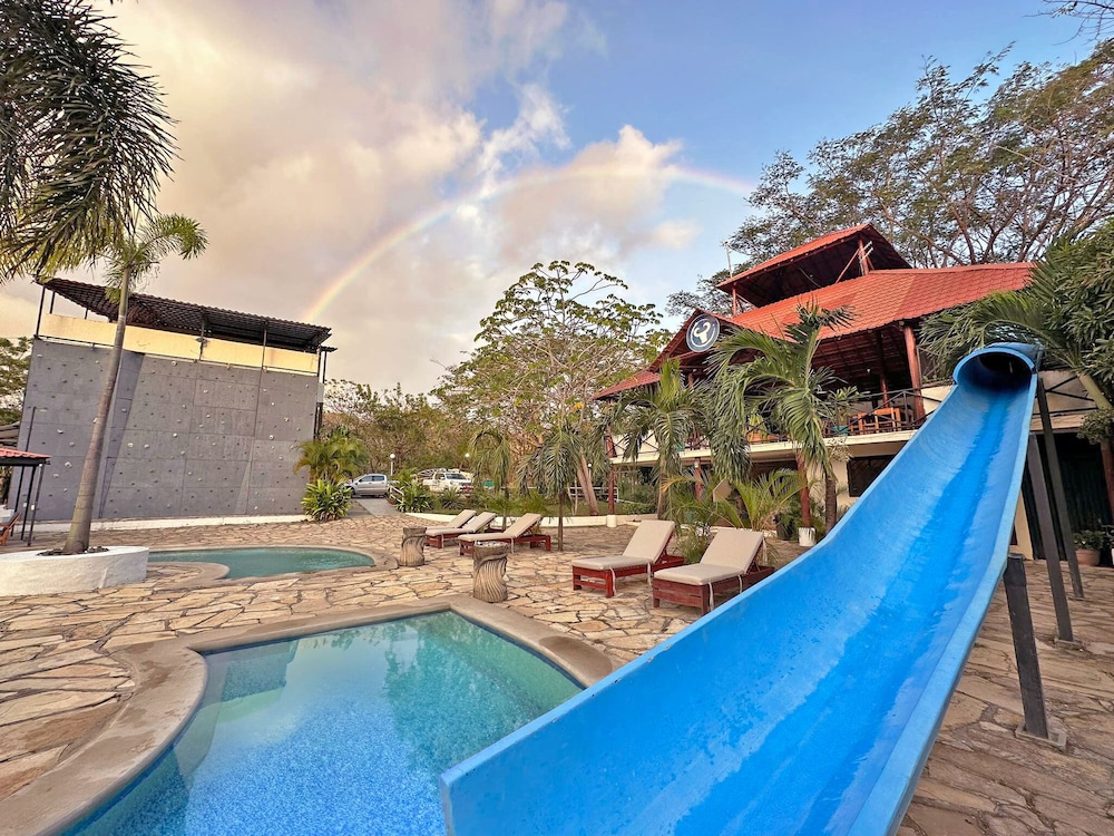 Surf Ranch Hotel & Resort 47/68