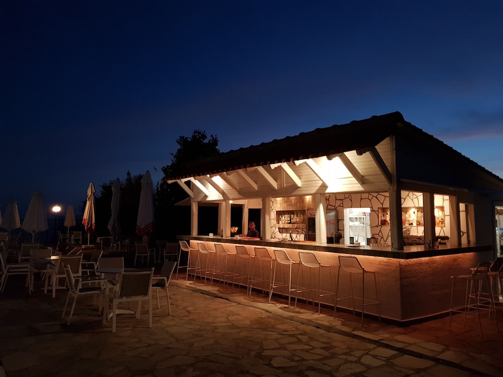 Alkinoos Beach Hotel 2/40