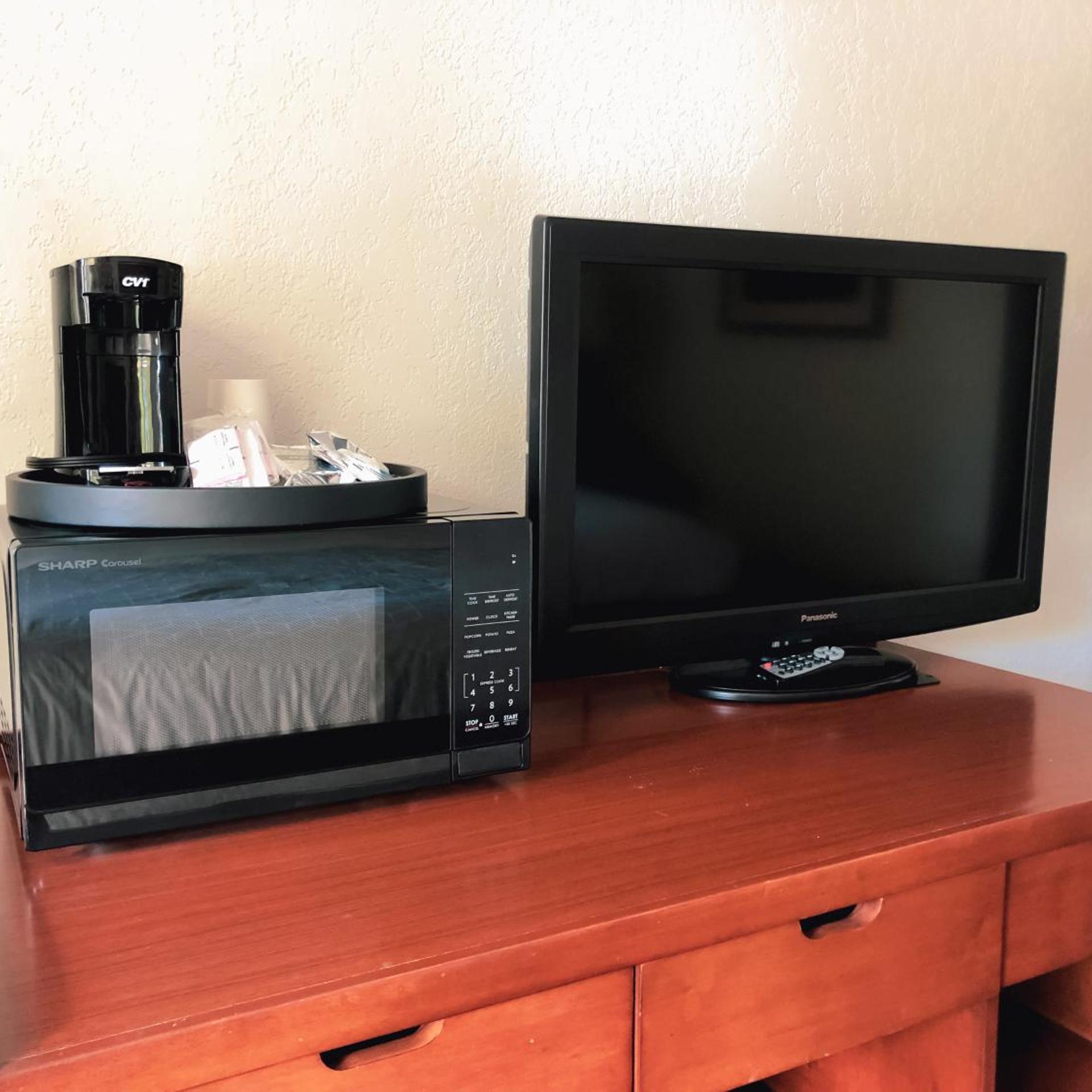 Super 8 by Wyndham San Jose Airport 15/32