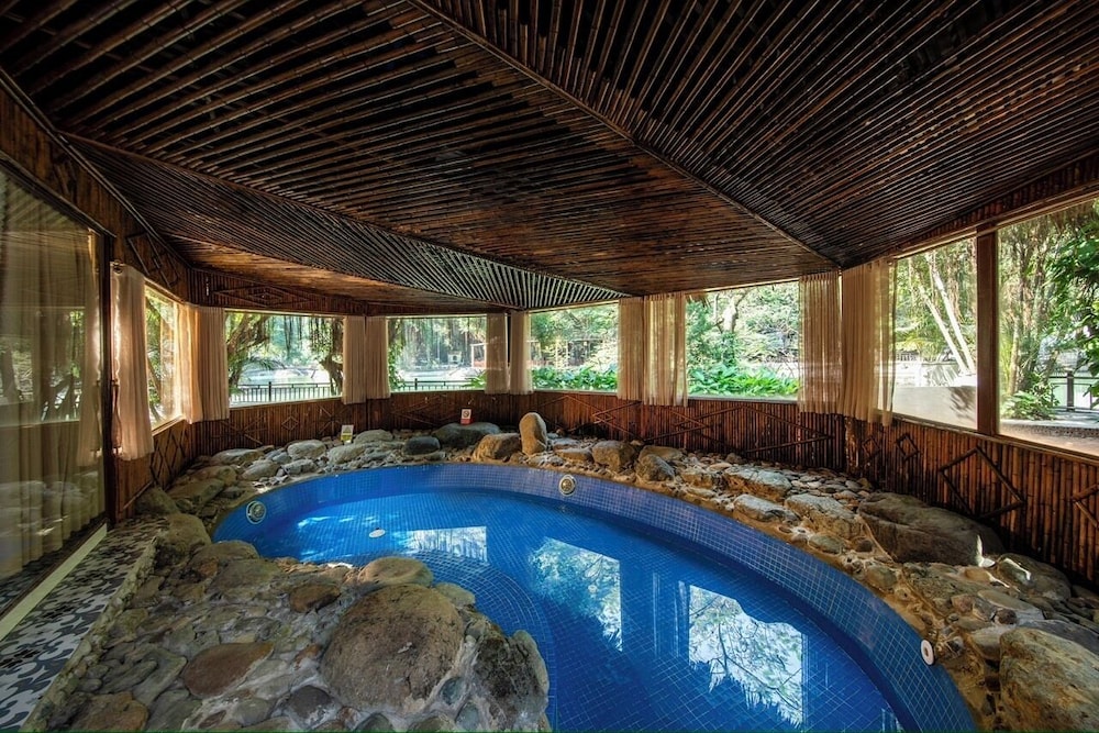 Mua Cave Ecolodge 48/72