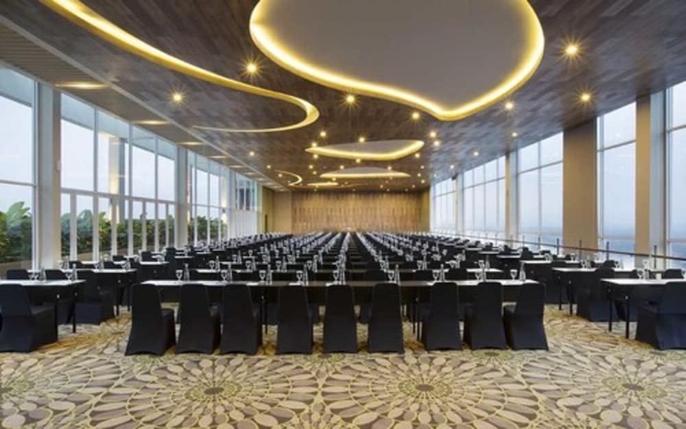 Swiss-Belcourt Bogor (Ex. Horison Bogor Icon Hotel and Convention) 53/58