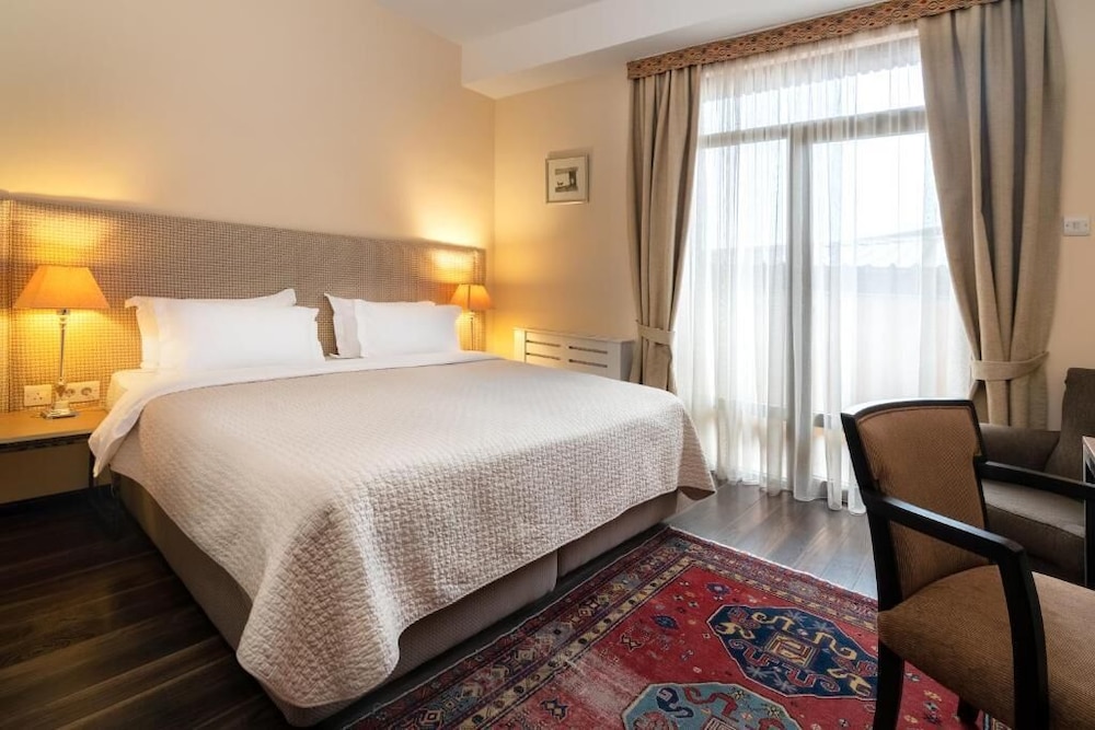 Economy, Twin Beds, Balcony