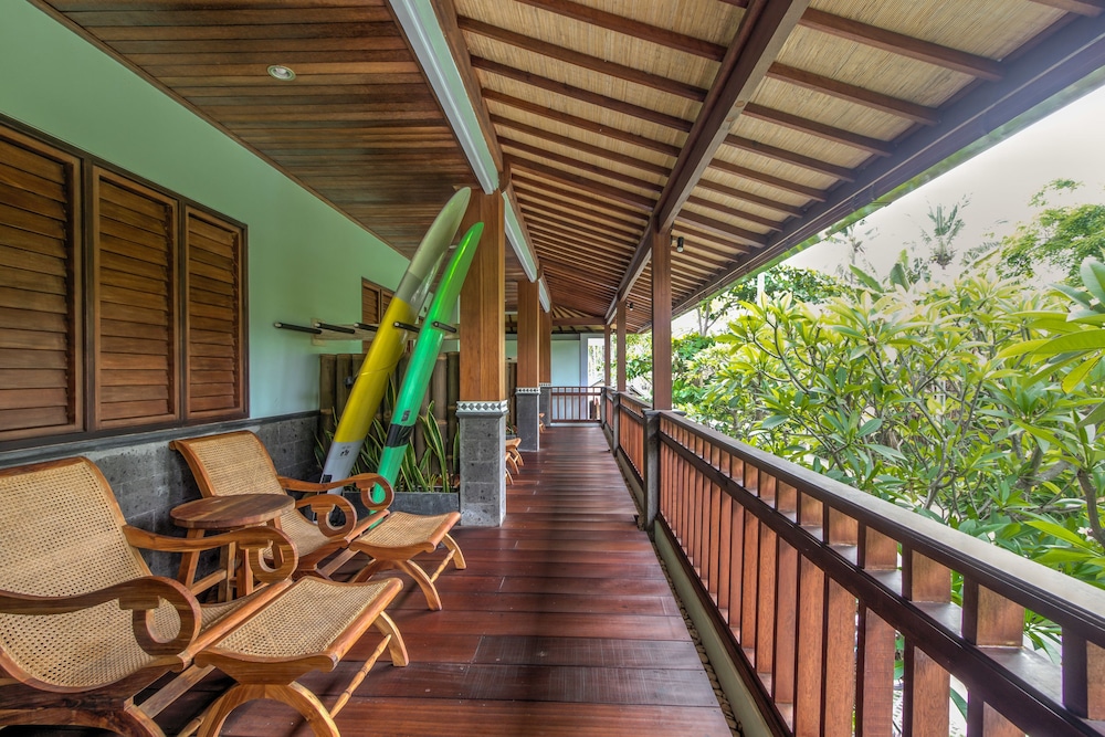 Bombora Medewi Wavelodge 50/66