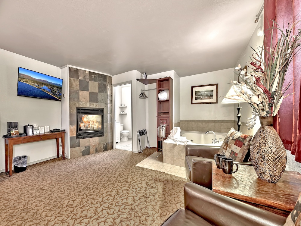 Secrets Inn Lake Tahoe 44/71
