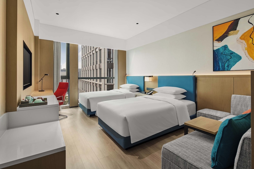 Hyatt Place Nanjing Xuanwu 12/32