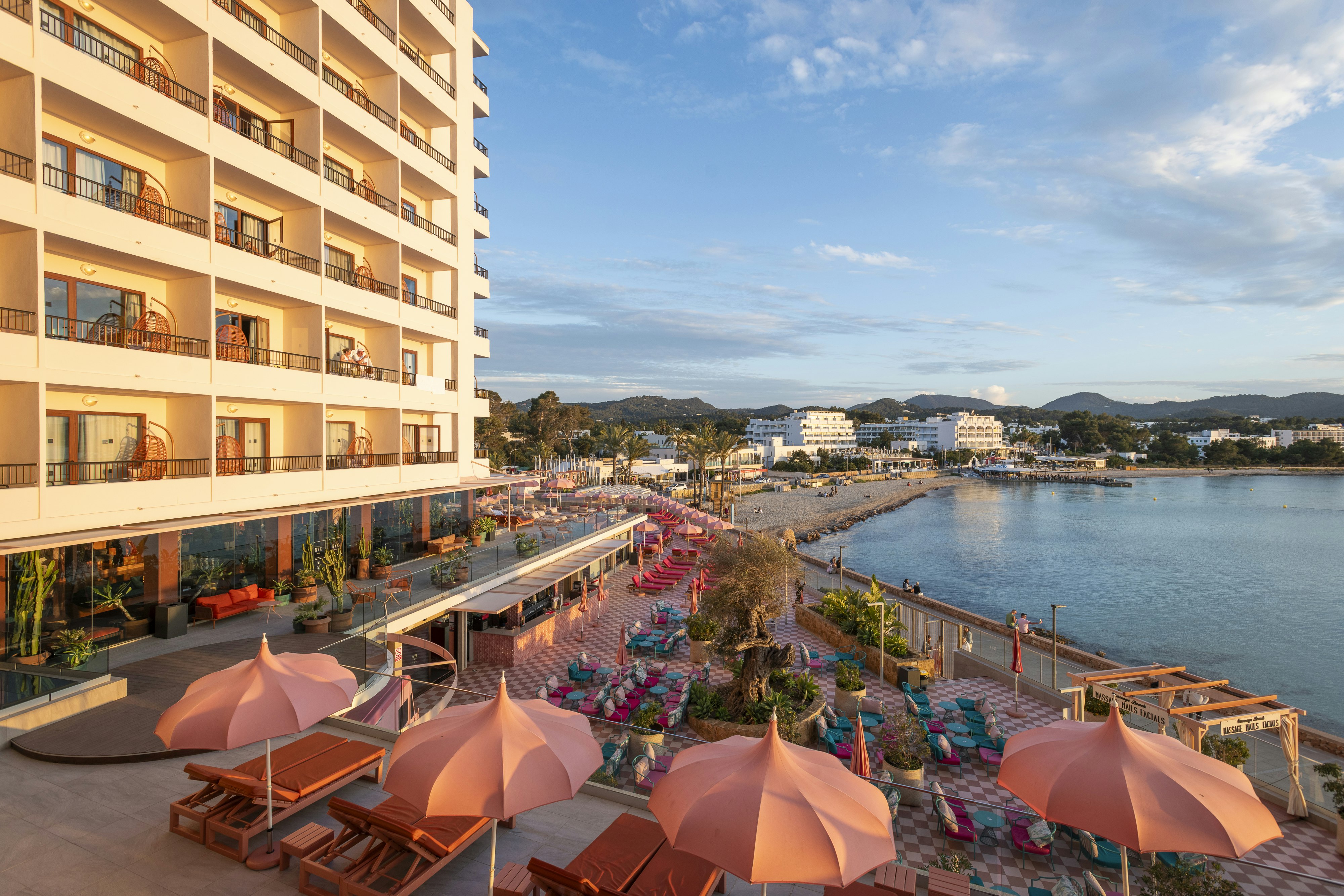 NYX Hotel Ibiza - Adults Only 65/71