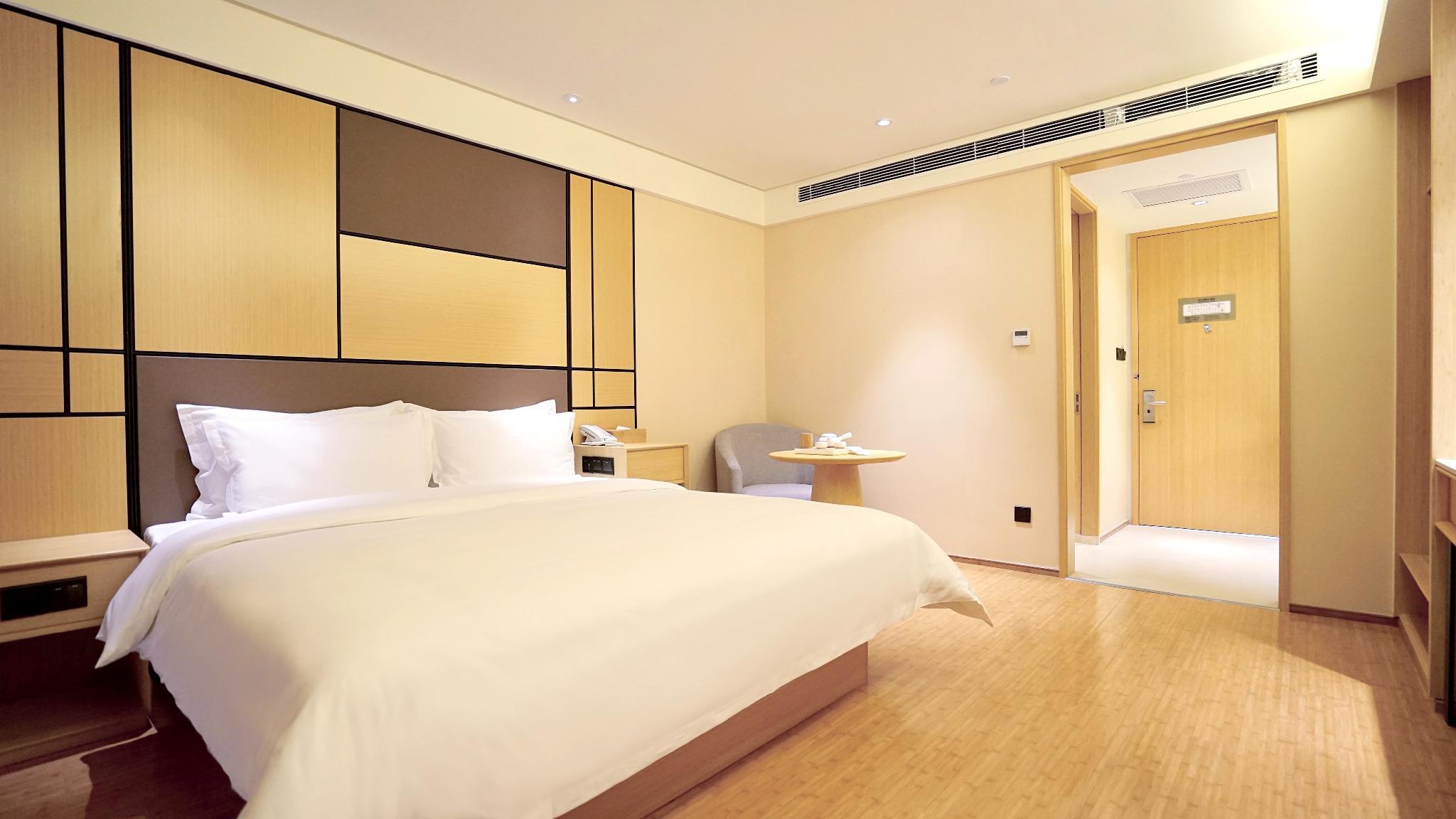 غرفة بسرير كوين بإطلالة، JI Hotel Chengdu Chunxi Road Taikoo Li 3/3