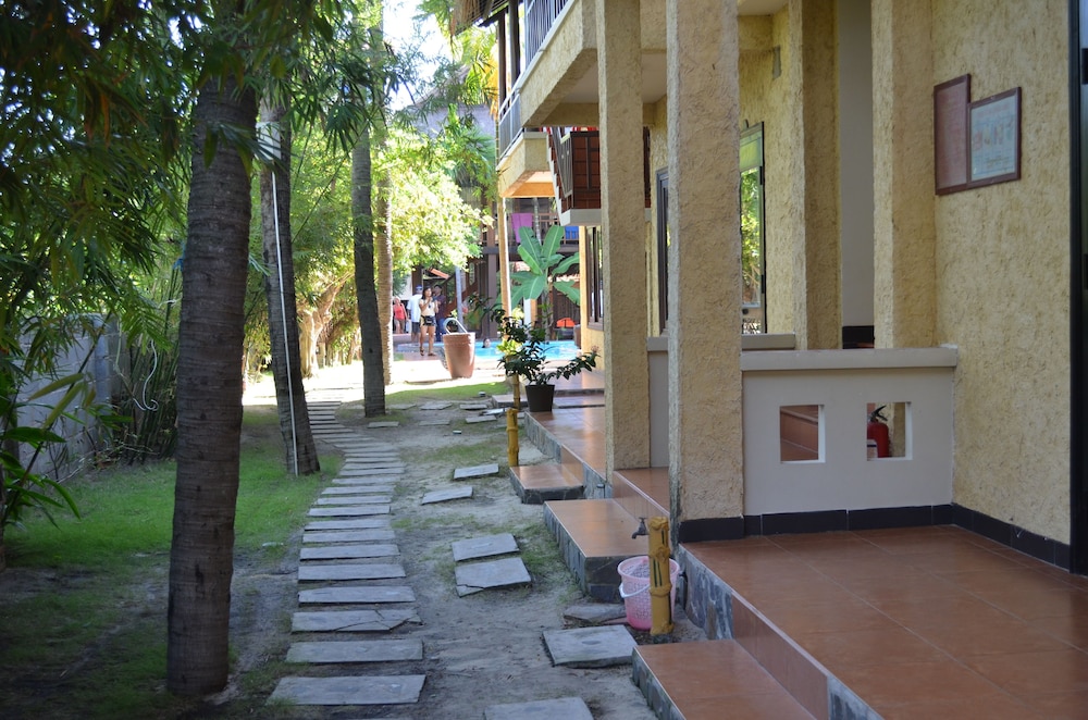 Rang Garden Hill Side Resort 45/60