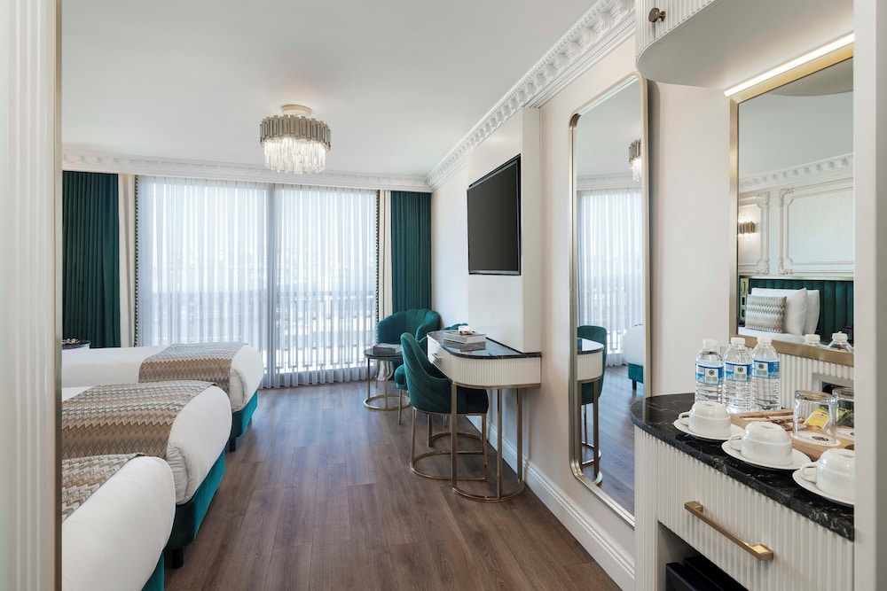 Golden Horn Bosphorus Hotel 49/64
