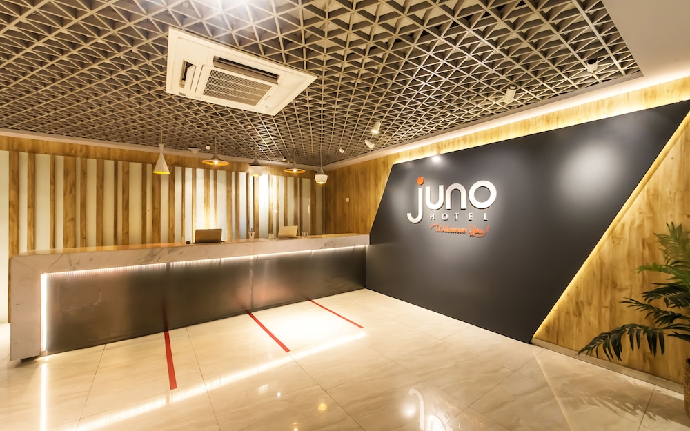 Juno Hotel Jatinegara 7/49