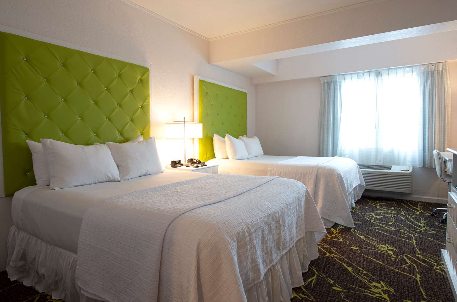 Room, 2 Queen Beds, Harbour Side