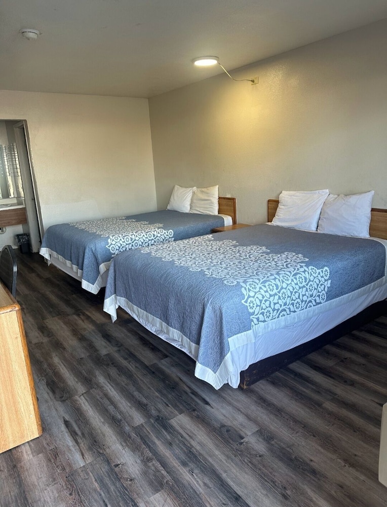 Best Economy Inn n Suites 34/67