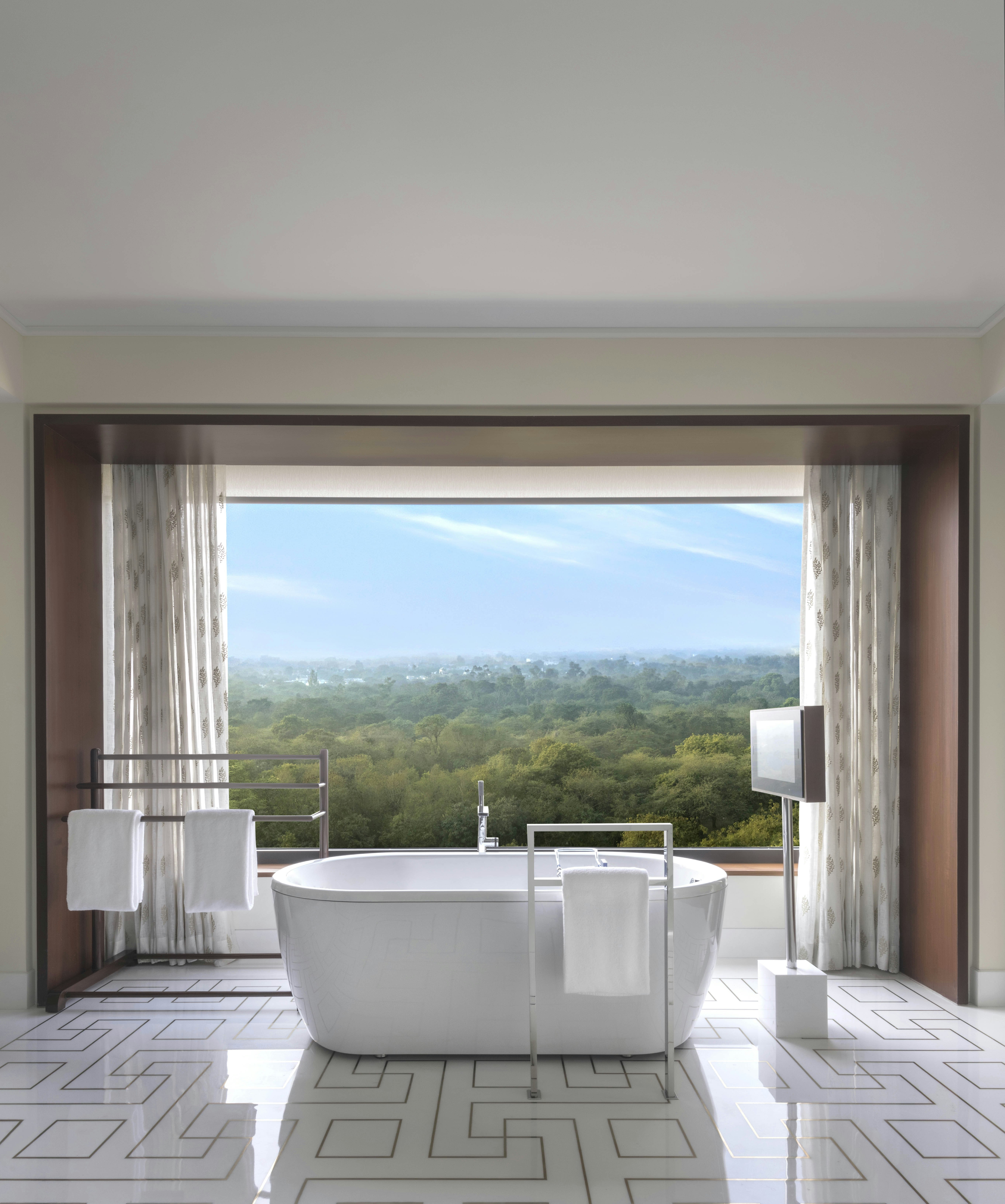 The Oberoi New Delhi 24/55