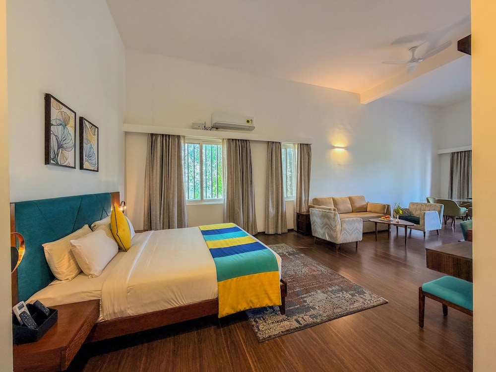 Spree Resort at Century Wintersun 13/39