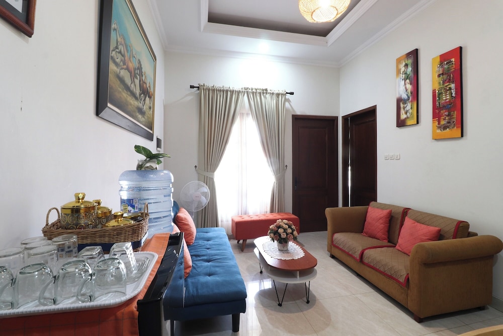 Bisma Balcony Homestay 51/64