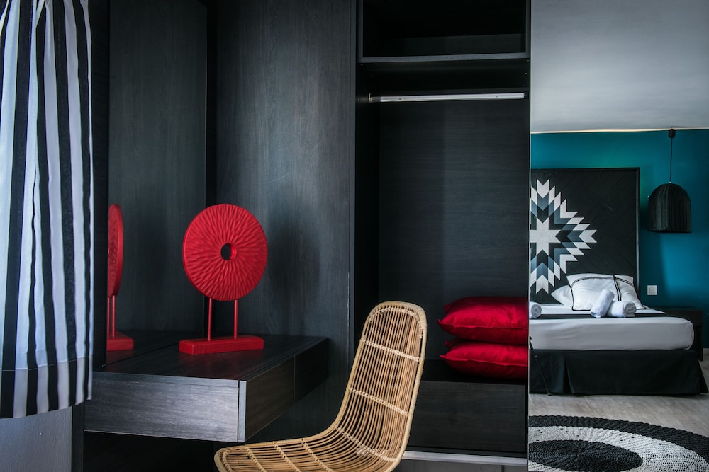 Indigo Suites Collection 38/50