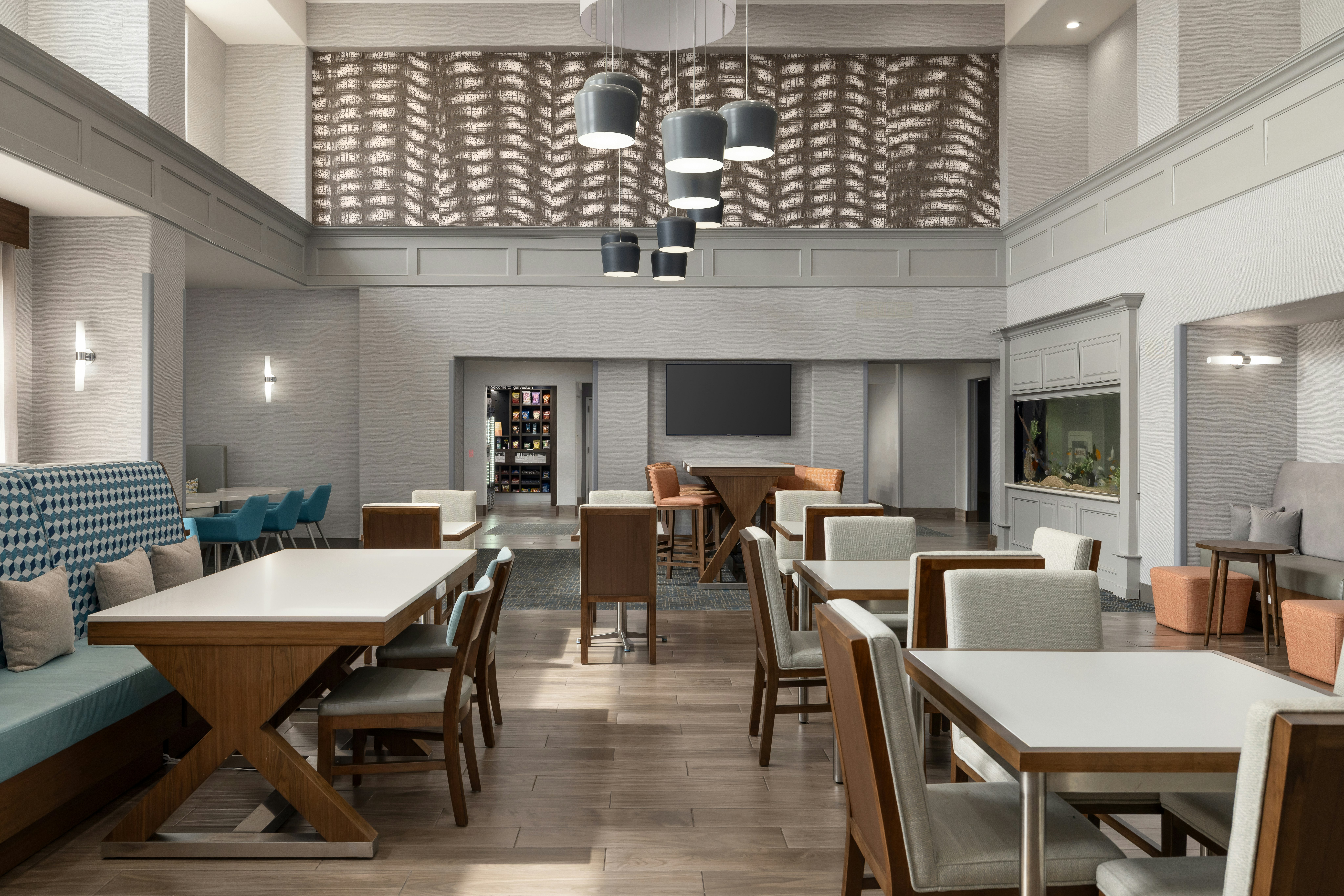 Hampton Inn Suites Galveston 61/68