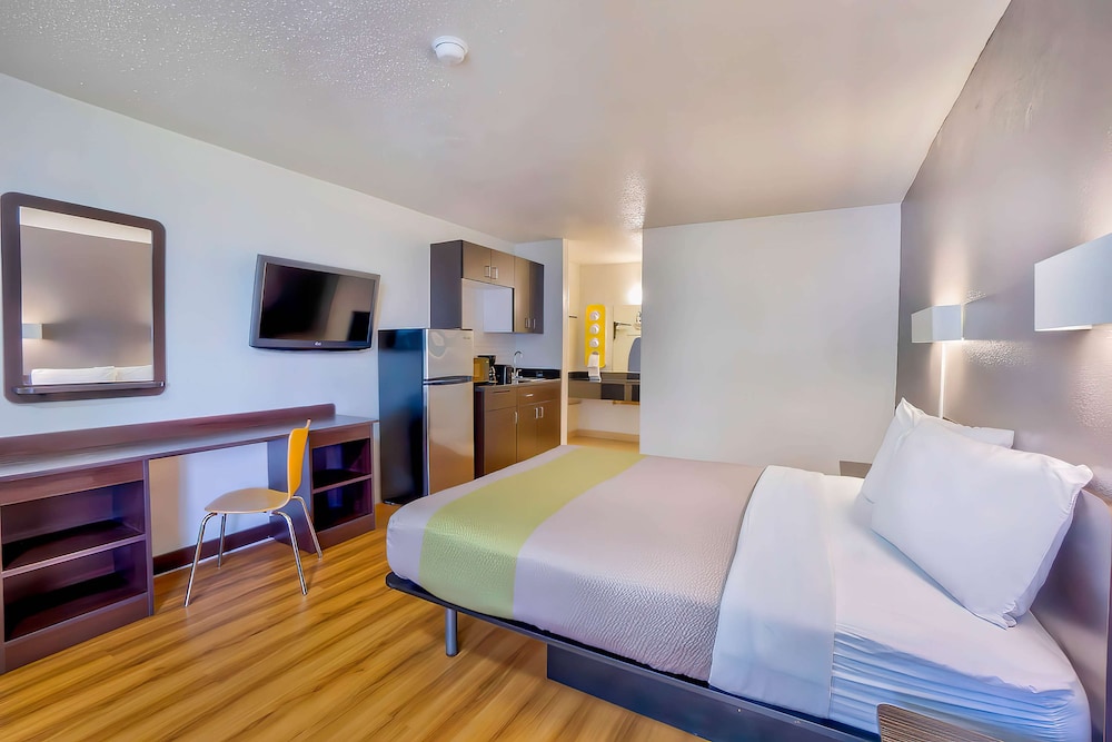 Motel6 Gainesville, FL 14/60
