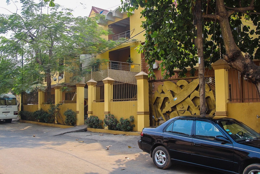 Banex Hotel And Suites 43/50