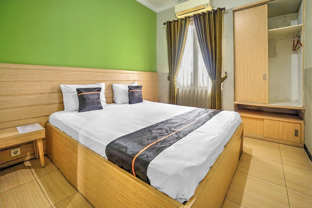 Hotel O near Juanda Airport formerly Azzahra Guest House Family 9/26
