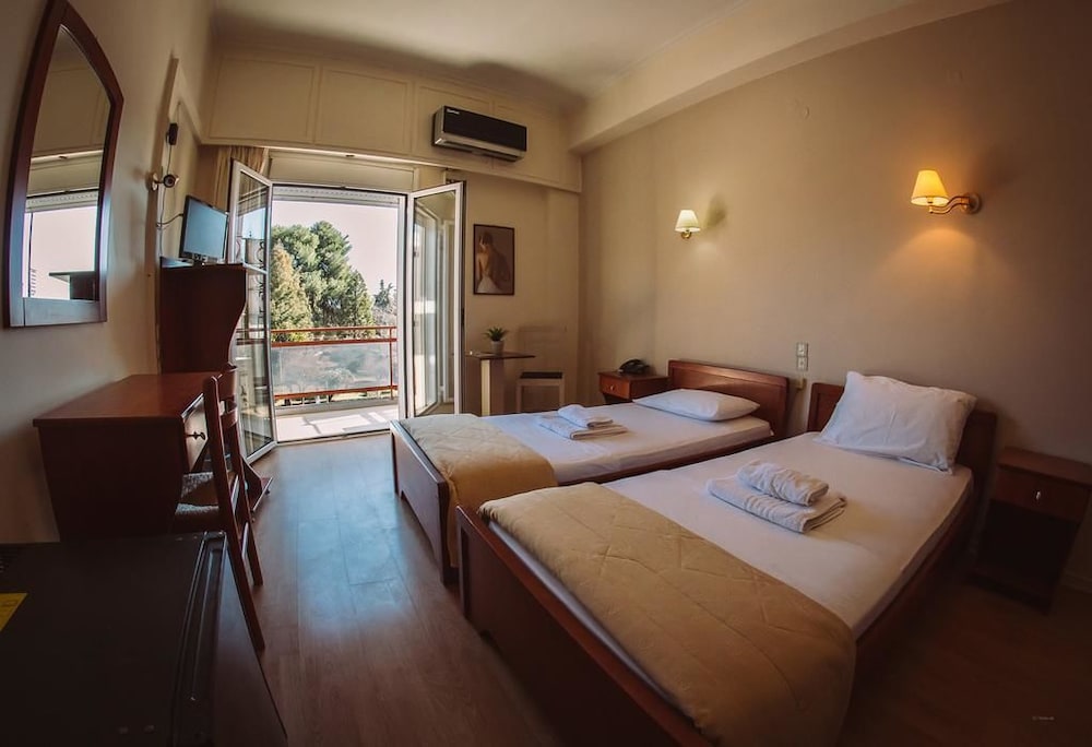 Hotel King Pyrros 24/38