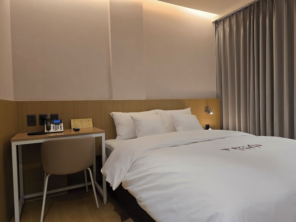 Tria Hotel 33/62