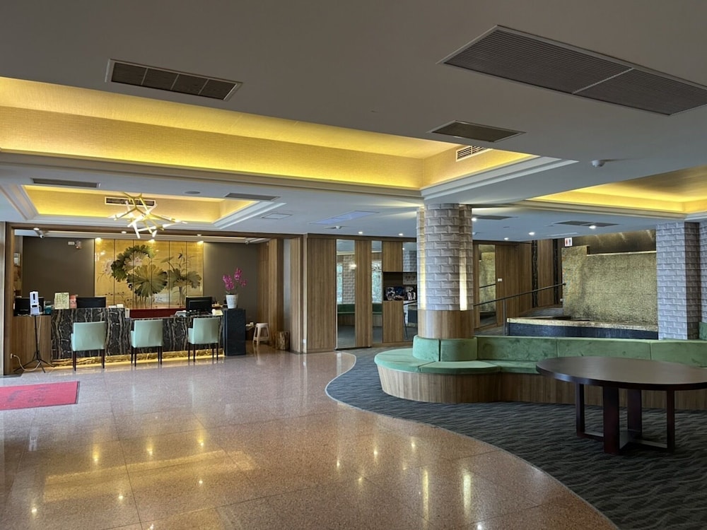 Taitung Bali Suites Hotel 7/40