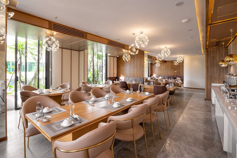 HAIAN Riverfront Hotel 49/60