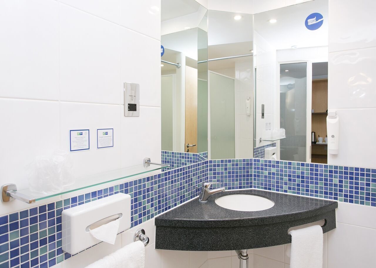 غرفة قياسية بسريرين منفصلين، Holiday Inn Express Antrim 4/5