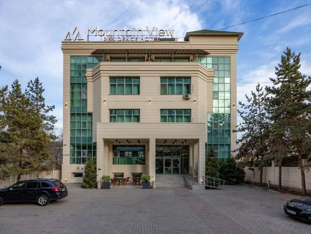 Mountain View Residence Hotel 52/58
