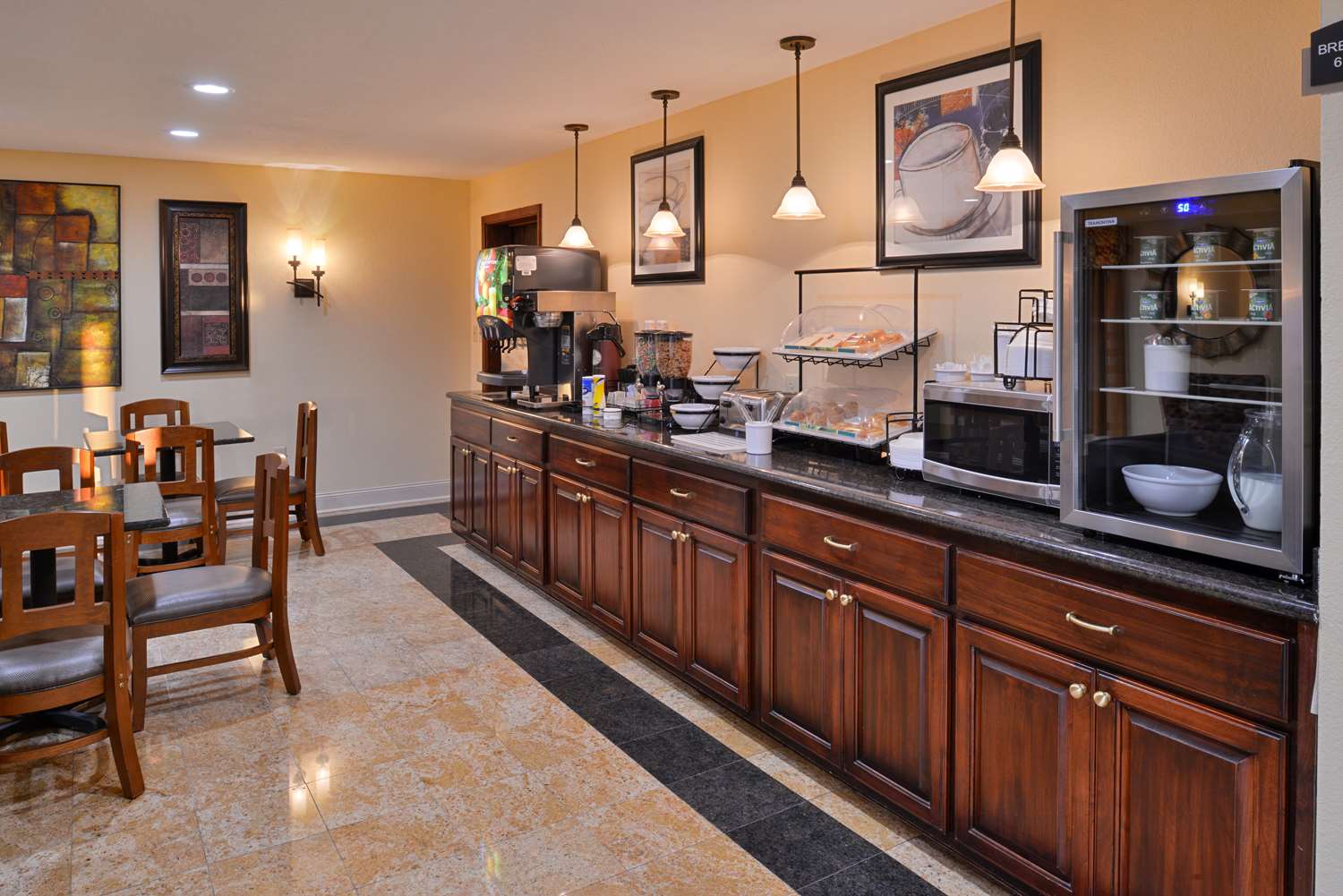 Americas Best Value Inn Tupelo Barnes Crossing 24/28