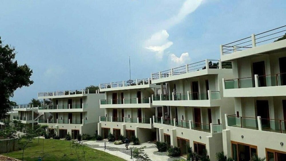 Sealey Resort Koh Larn 20/41