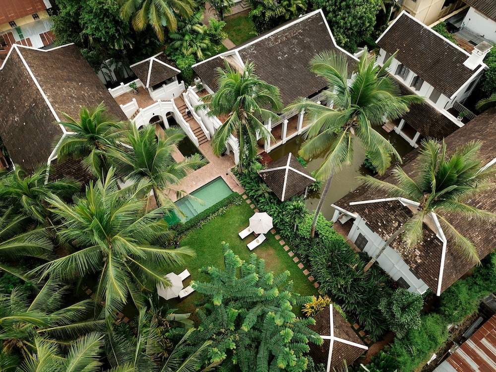 Satri House 69/74