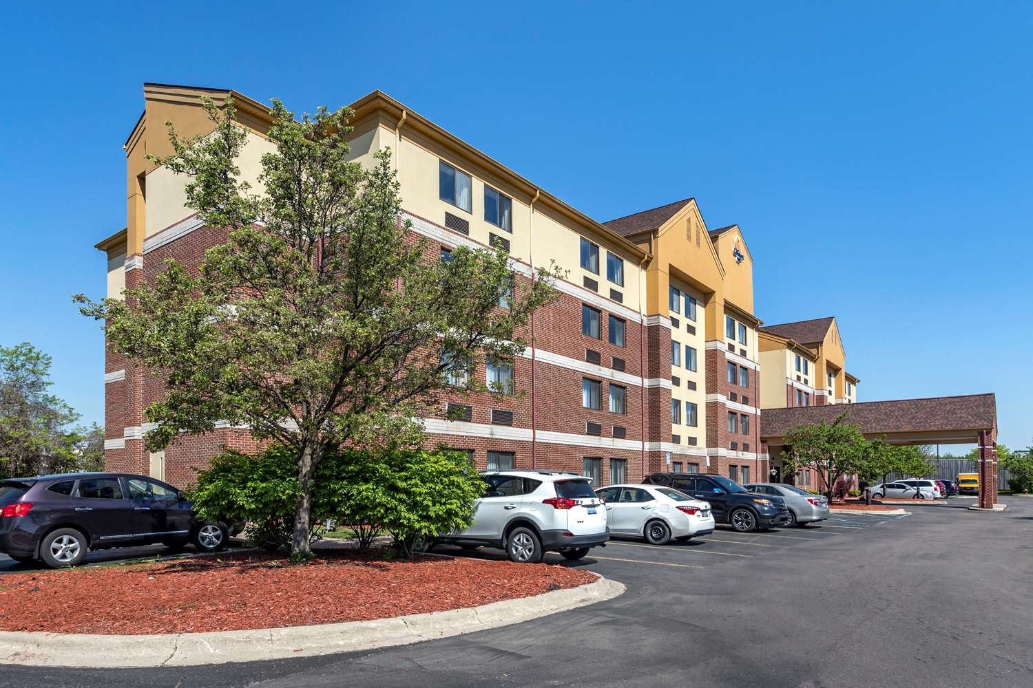 Comfort Inn Warren - Detroit North 27/28