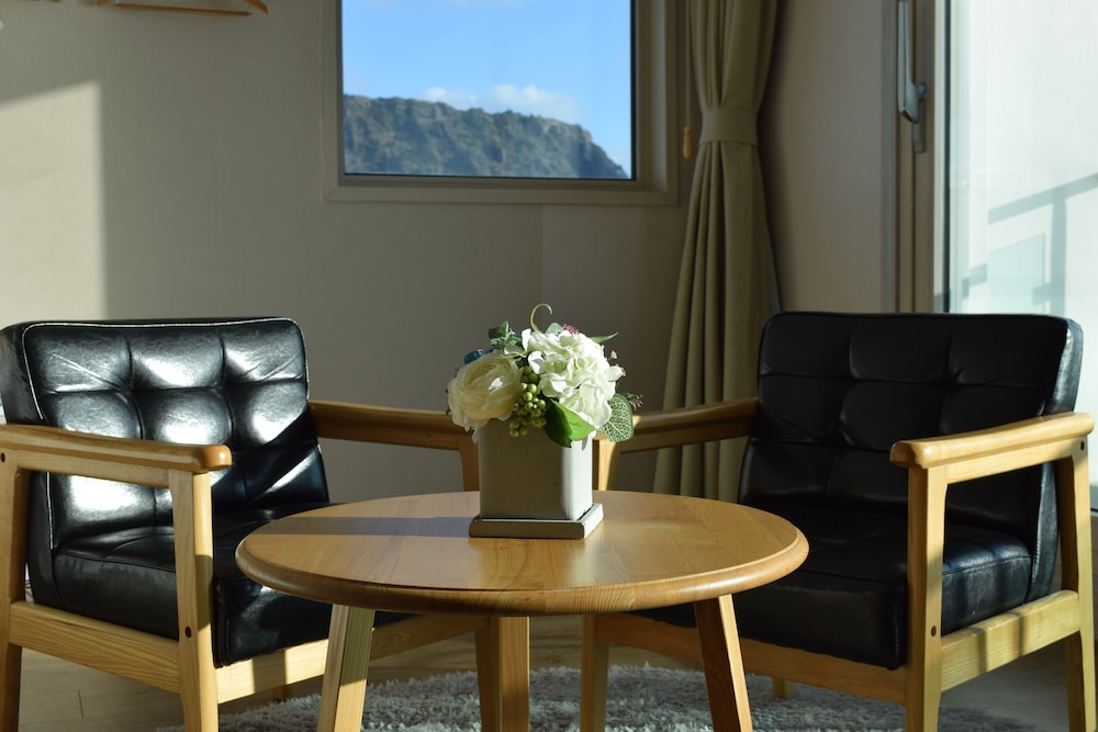 Hotel Aroha 26/47