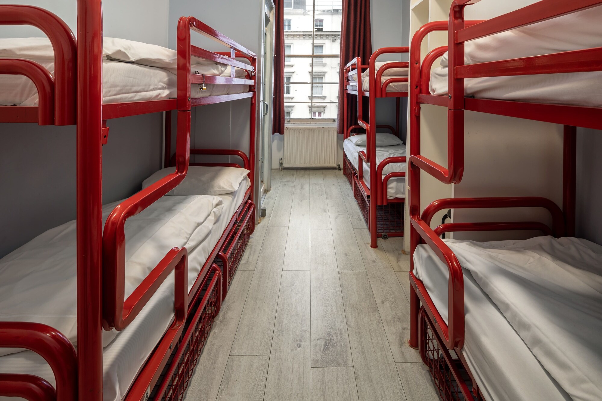 FEMALE DORM, 6 BEDS, PRIVATE SHOWER