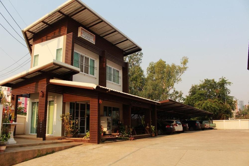 Pornkasem House 3/38