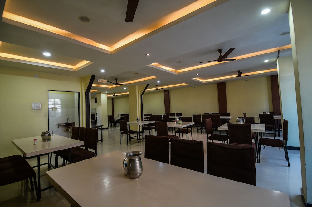 Hotel Shreeram 30/37