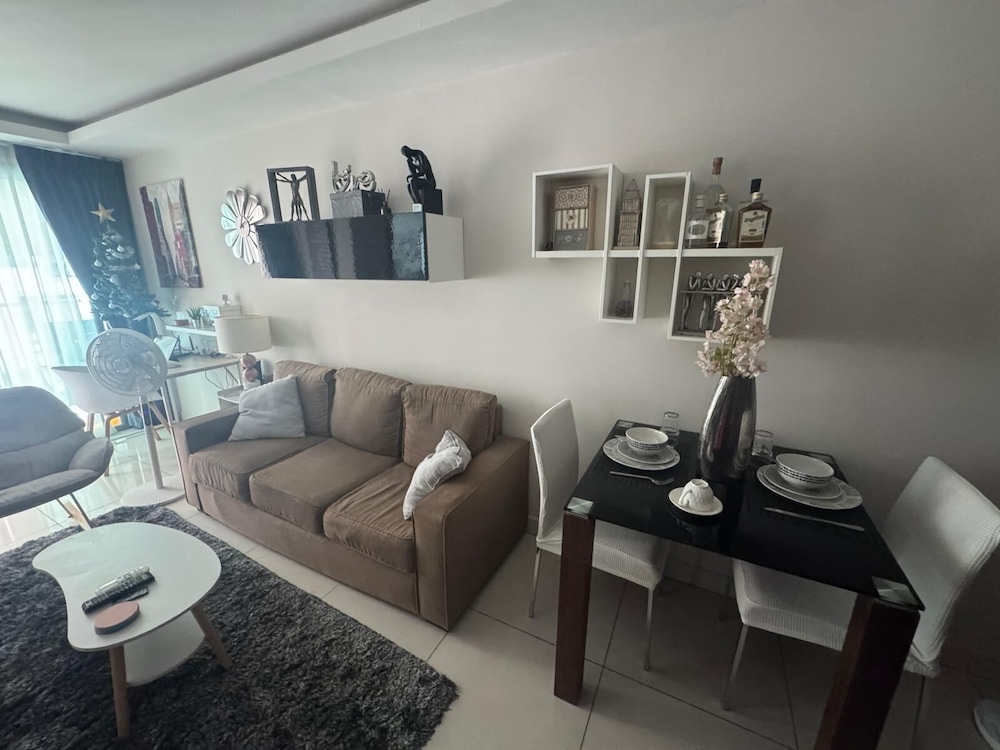 Laguna Bay 2 By Pattaya Sunny Rentals 30/50