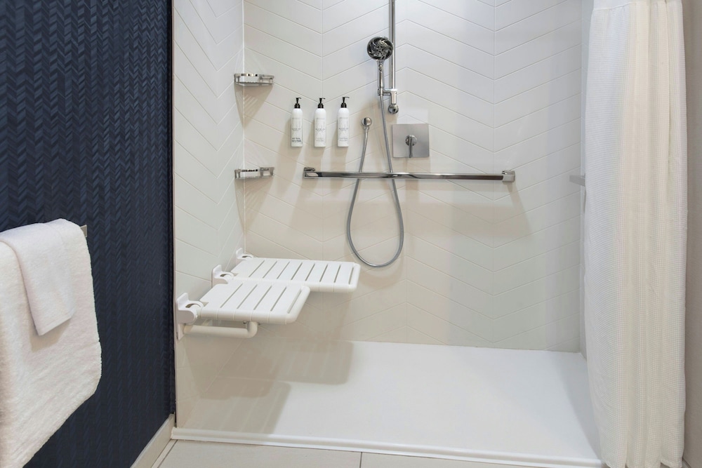 Fairfield Inn Suites By Marriott Somerset 39/40