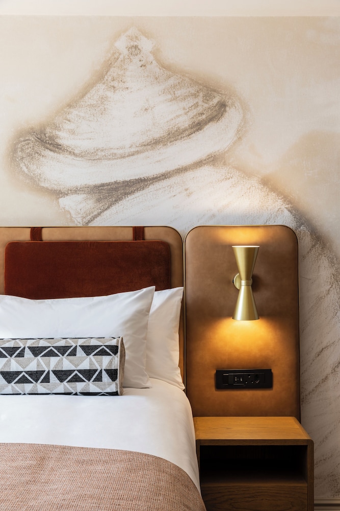 Mpilo Boutique Hotel 18/30