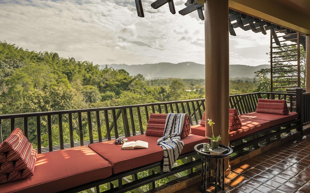 Anantara Golden Triangle Elephant Camp Resort 7/82