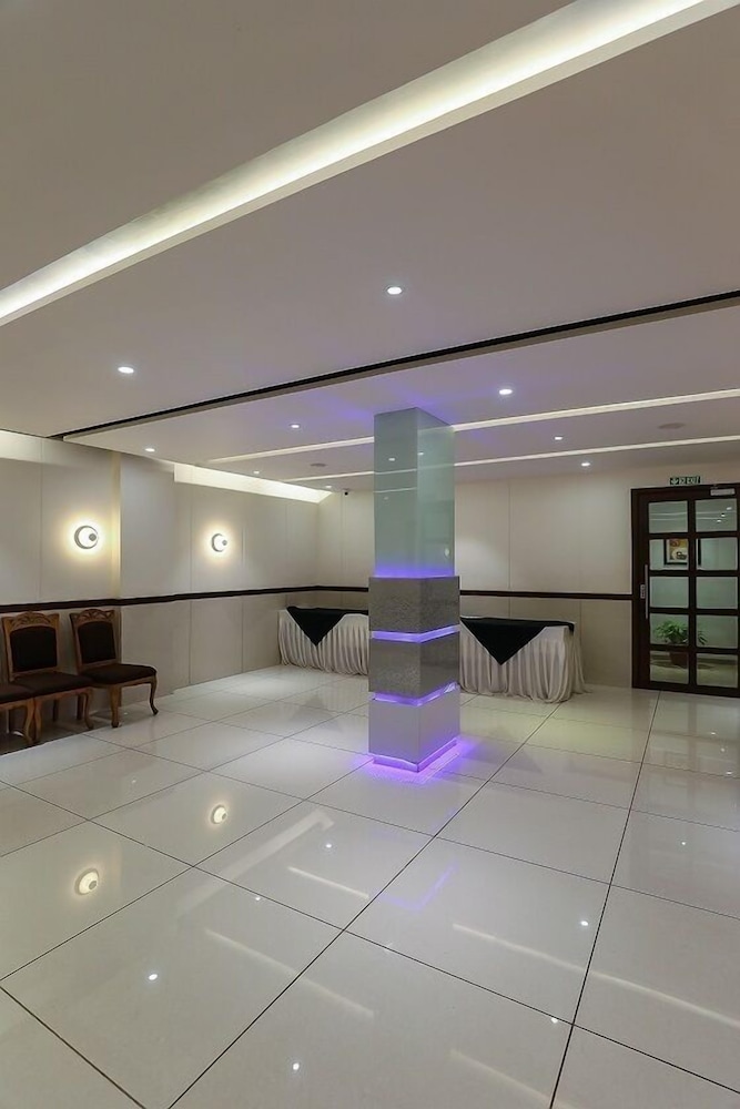 Hotel Ashray Inn Express 12/35