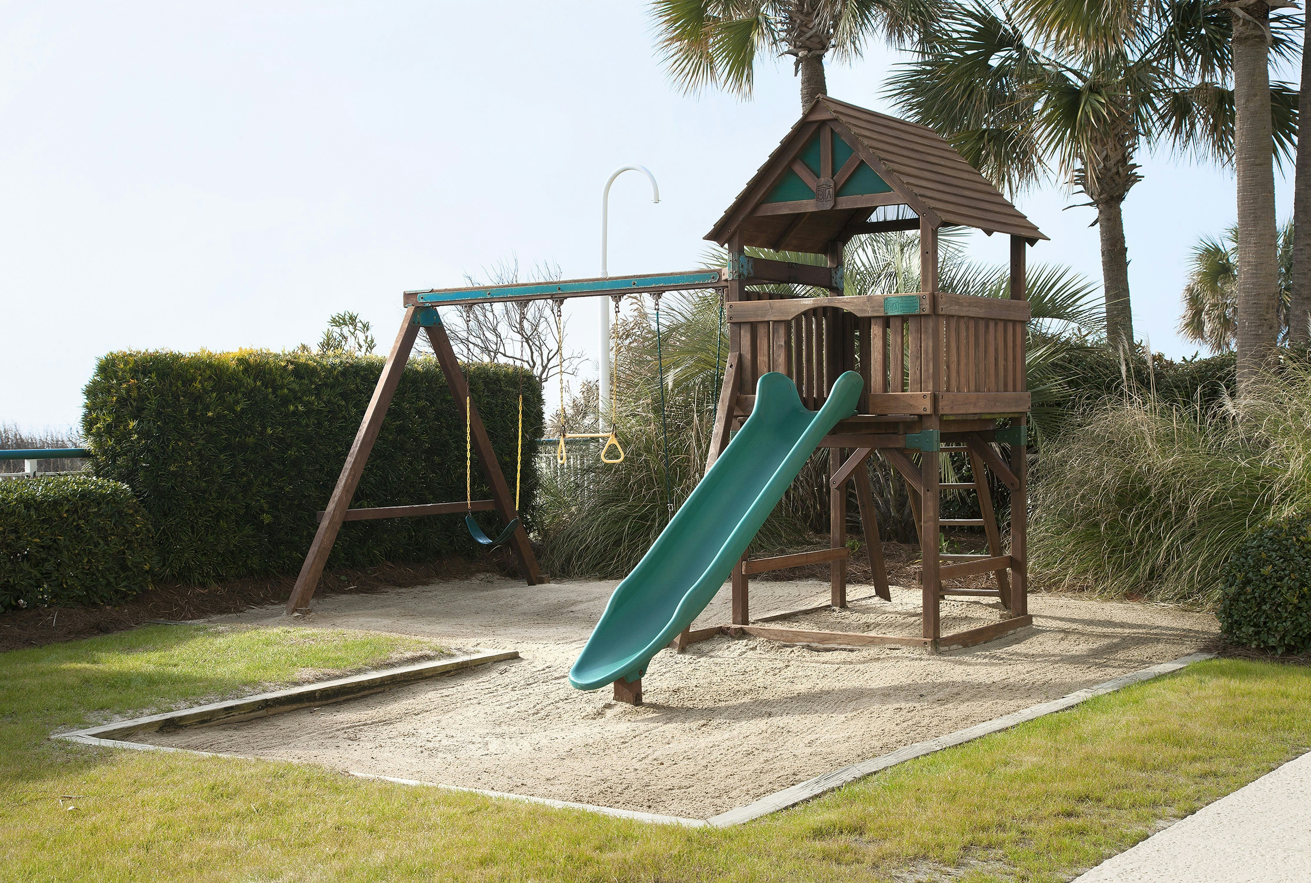 Hampton Inn Suites Myrtle Beach Oceanfront 22/50